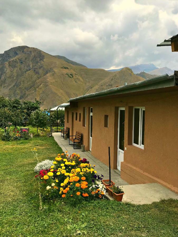 فندق Piligrim Kazbegi المظهر الخارجي الصورة